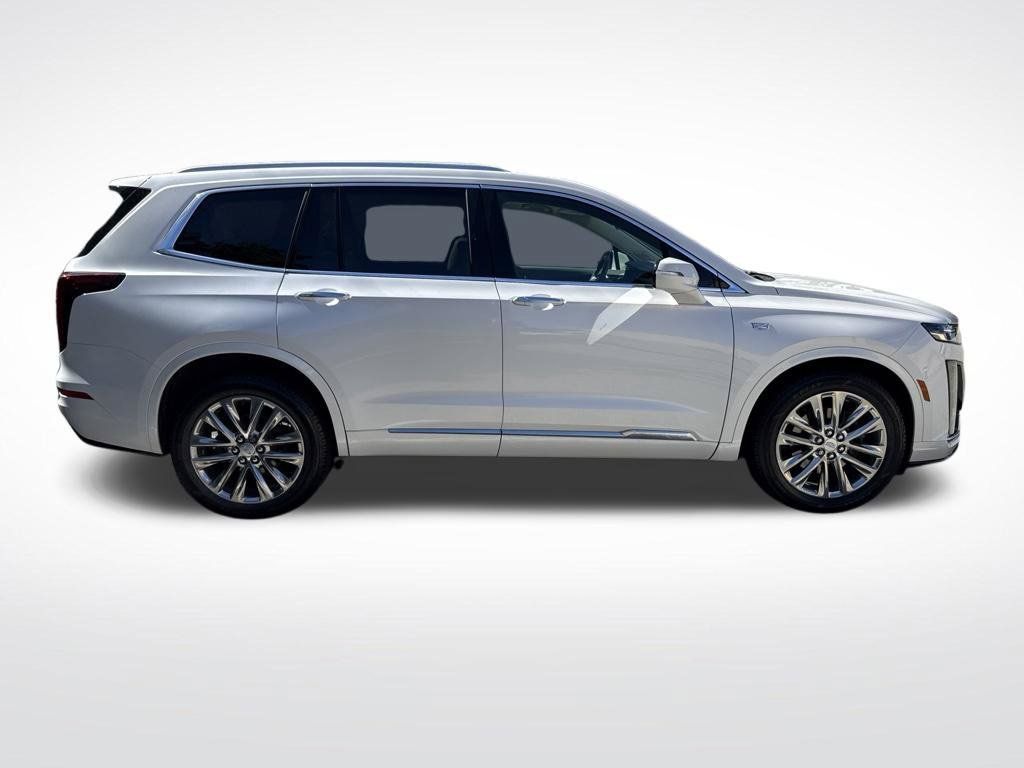 Used 2021 Cadillac XT6 Premium Luxury AWD/4WD image 4