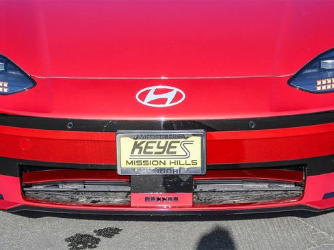 New 2025 Hyundai Ioniq 6 SEL image 9