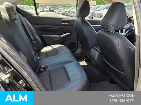Used 2025 Nissan Altima 2.5 SR FWD image 12