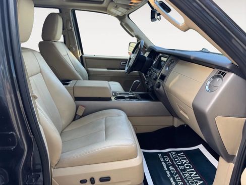 Used 2017 Ford Expedition Limited w/ Equipment Group 301A AWD/4WD image 10