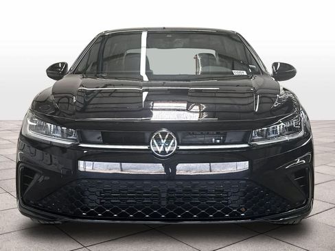 Used 2026 Volkswagen Jetta Sport FWD image 2