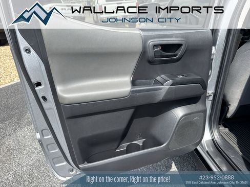 Used 2023 Toyota Tacoma SR AWD/4WD image 32