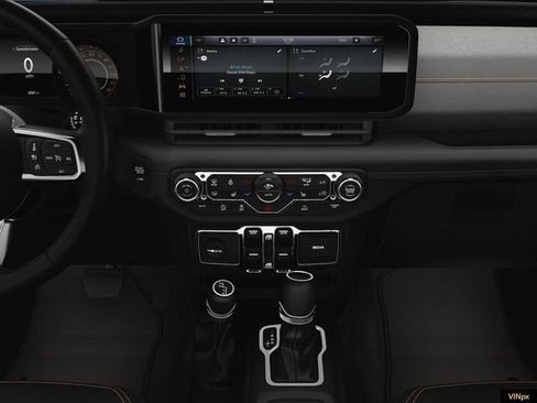 New 2025 Jeep Wrangler Unlimited Sahara w/ Technology Group AWD/4WD image 18