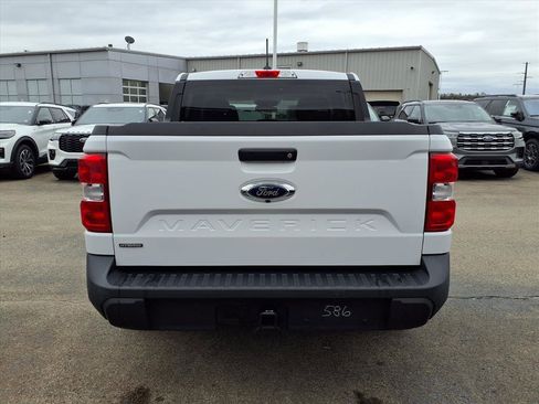 Certified 2022 Ford Maverick XLT image 5