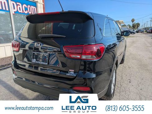 Used 2020 Kia Sorento LX FWD image 3