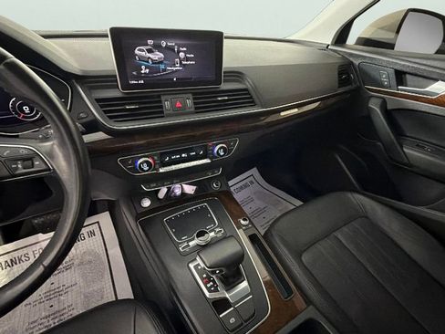 Used 2018 Audi Q5 2.0T Premium AWD/4WD image 19