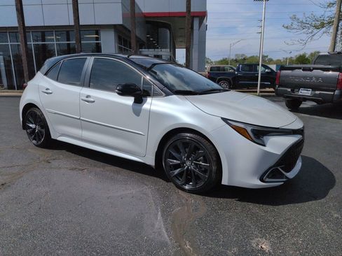 Certified 2025 Toyota Corolla XSE FWD image 7