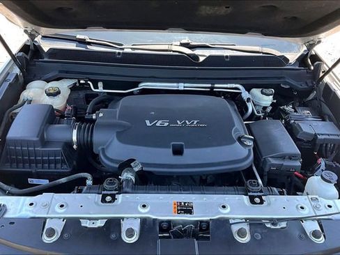 Used 2018 Chevrolet Colorado Z71 AWD/4WD image 31