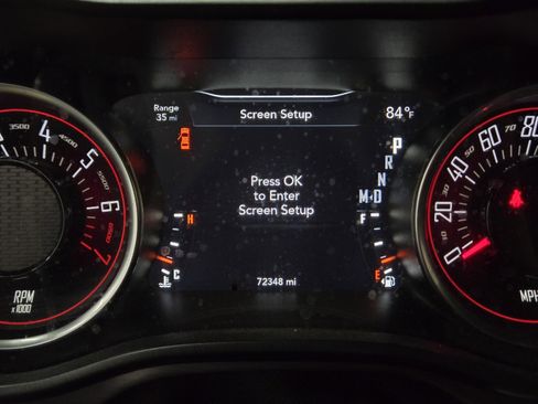 Used 2018 Dodge Challenger SXT RWD image 15