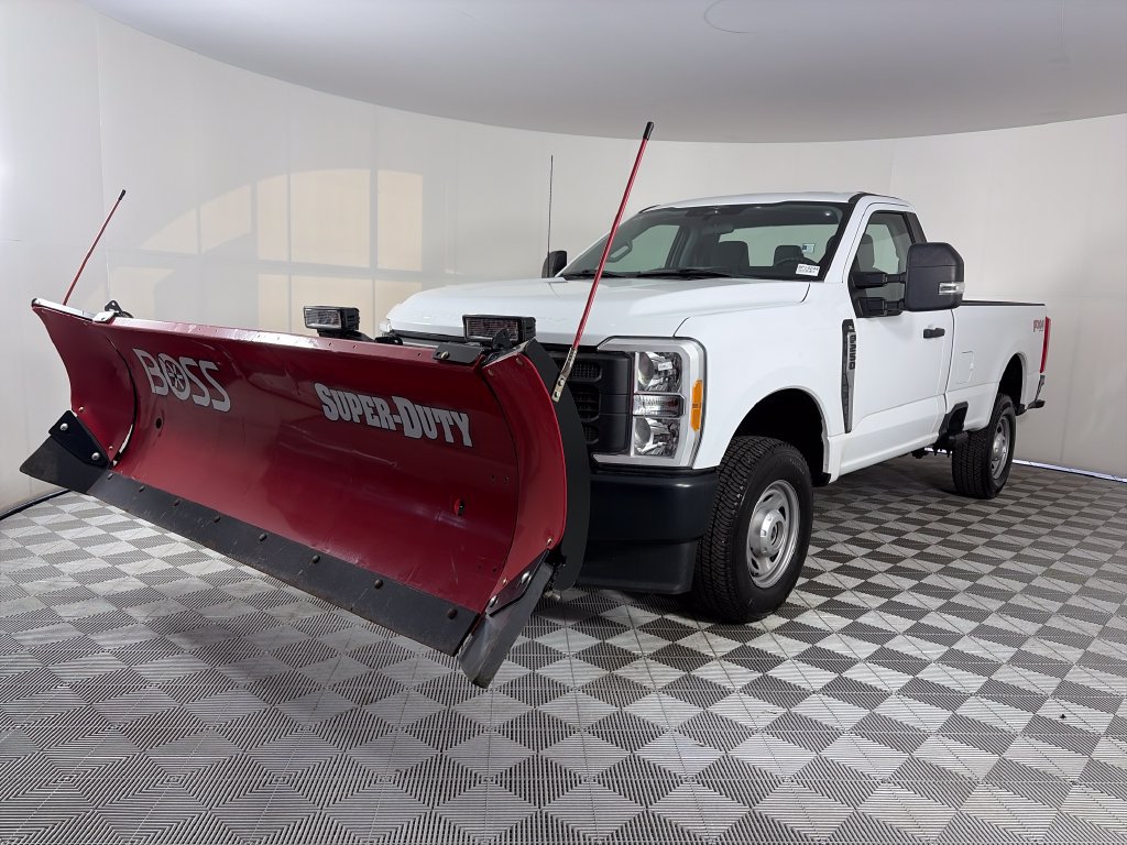 Certified 2023 Ford F250 XL w/ FX4 Off-Road Package AWD/4WD image 3