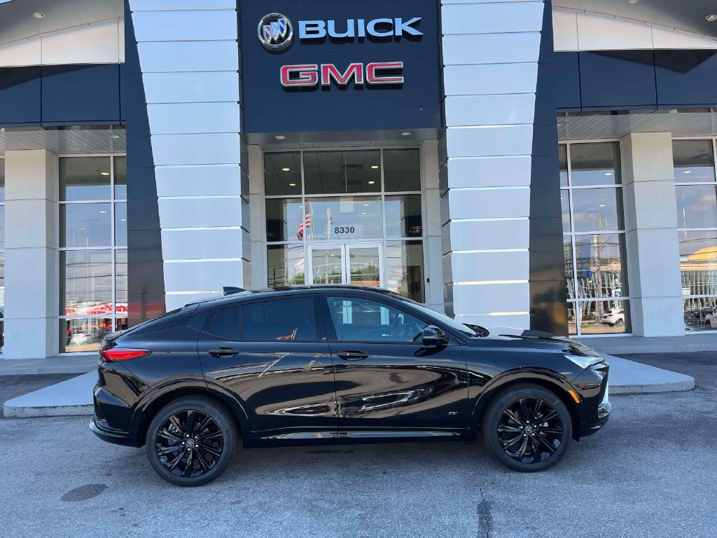 New 2026 Buick Envista Sport Touring w/ Convenience I Package FWD image 2