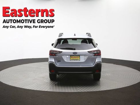 Used 2023 Subaru Outback Premium AWD/4WD image 36