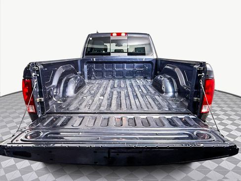 Used 2019 RAM 1500 Big Horn image 29