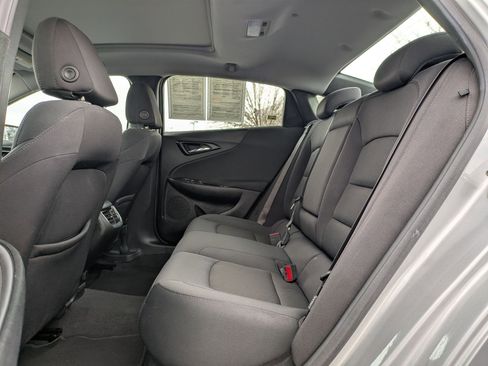 Used 2022 Chevrolet Malibu LT image 14