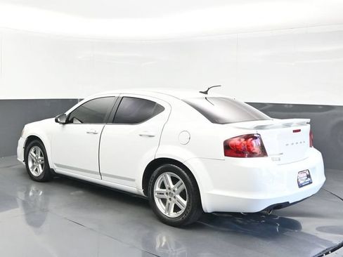Used 2014 Dodge Avenger SE w/ Sport Appearance Group FWD image 3