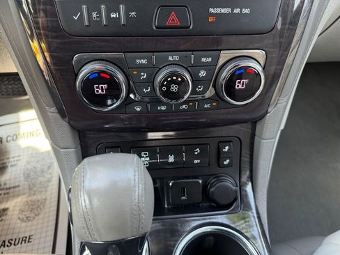 Used 2017 Buick Enclave Leather image 21