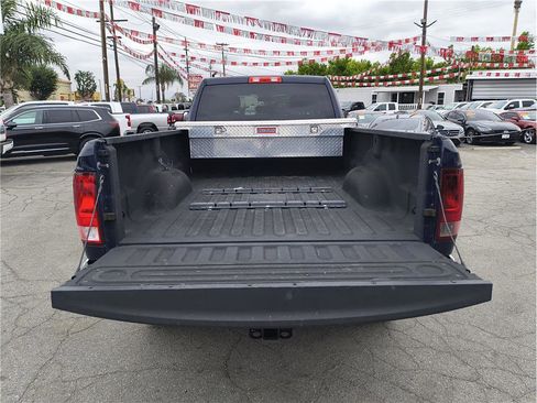 Used 2018 RAM 2500 Tradesman w/ Chrome Appearance Group AWD/4WD image 12