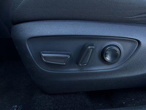 Used 2025 Toyota RAV4 XLE image 11