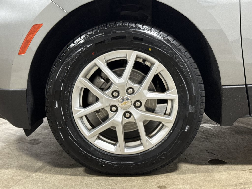 Used 2024 Chevrolet Equinox LT AWD/4WD image 26