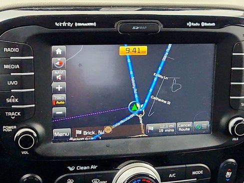 Used 2016 Kia Soul + w/ Primo Package image 19