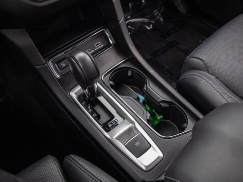 Used 2023 Subaru Ascent Limited w/ Technology Package image 17