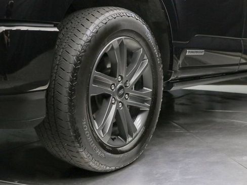 Used 2023 Ford F150 Lariat w/ Equipment Group 502A High image 7