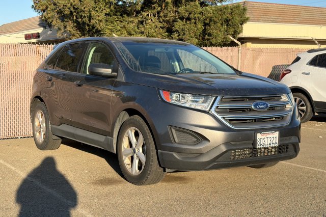 Used 2017 Ford Edge SE AWD/4WD image 2