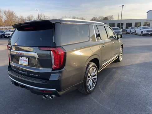 Used 2021 GMC Yukon XL Denali w/ Denali Ultimate Package image 5