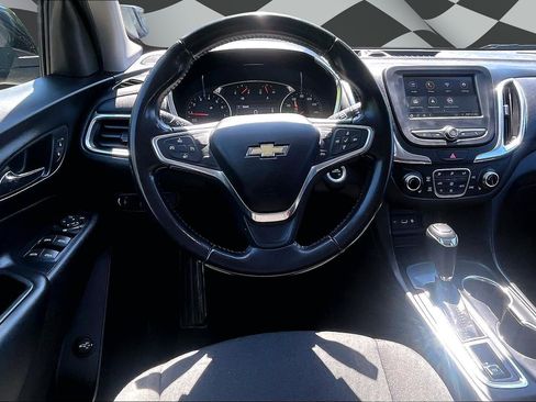 Used 2019 Chevrolet Equinox LT FWD image 5