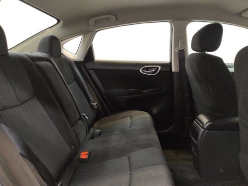 Used 2015 Nissan Sentra SR image 19