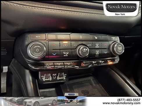 Used 2022 Dodge Durango GT image 23