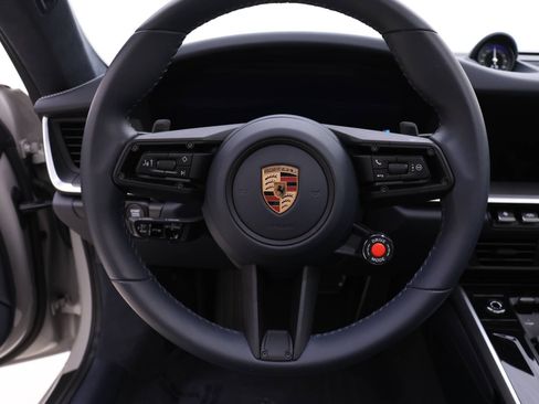 Certified 2025 Porsche 911 Carrera image 21