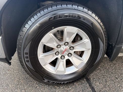 Used 2019 GMC Sierra 1500 SLE w/ SLE Value Package image 5