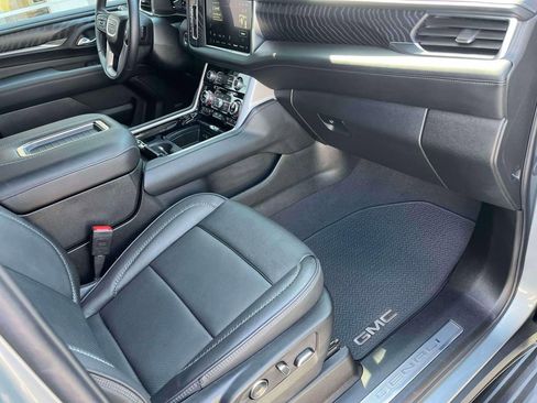 Used 2024 GMC Yukon Denali w/ Max Trailering Package image 23