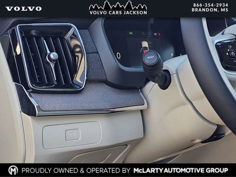 New 2026 Volvo XC90 B6 Ultra w/ Protection Package image 21