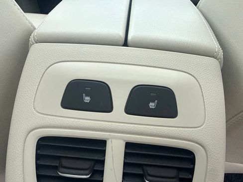 Used 2023 Buick Envision Avenir AWD/4WD image 40