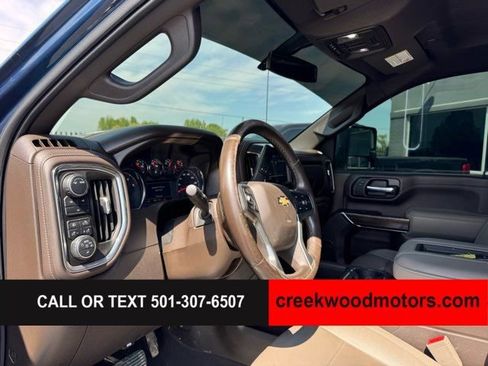 Used 2021 Chevrolet Silverado 2500 LT w/ Texas Edition AWD/4WD image 9