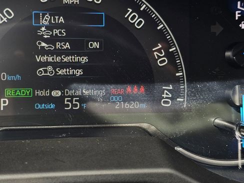 Certified 2025 Toyota RAV4 LE image 25