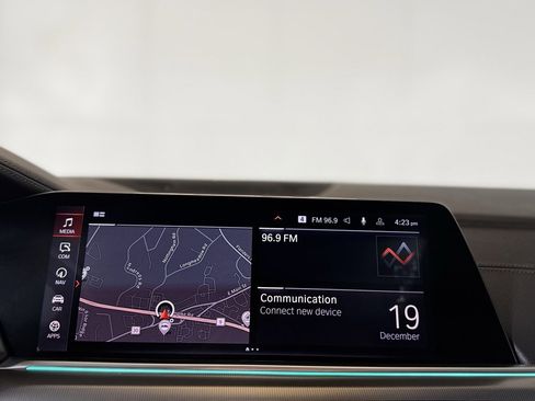 Used 2020 BMW X5 M50i w/ Executive Package image 21