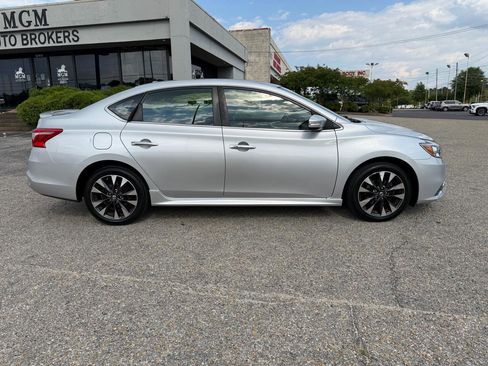 Used 2016 Nissan Sentra SR FWD image 25
