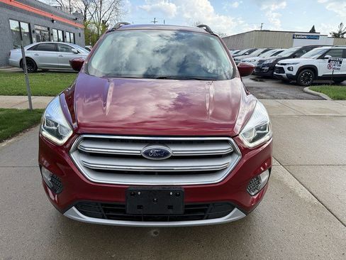 Used 2018 Ford Escape SEL AWD/4WD image 2