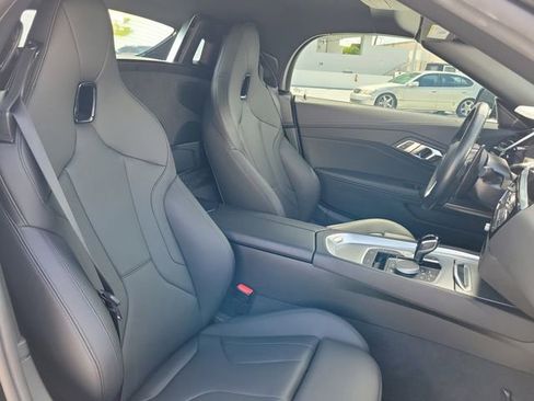 Used 2022 BMW Z4 sDrive30i w/ Convenience Package RWD image 22