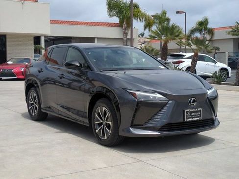 Used 2024 Lexus RZ 300e Premium FWD image 3