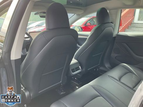 Used 2023 Tesla Model 3 Standard Range image 31