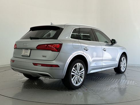 Used 2018 Audi Q5 2.0T Premium Plus w/ Premium Plus Package AWD/4WD image 9