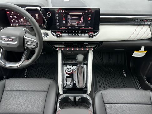 New 2026 GMC Canyon AT4X AWD/4WD image 22