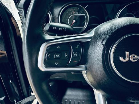 Used 2019 Jeep Wrangler Rubicon image 40