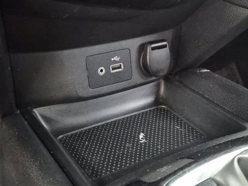 Used 2020 Nissan Rogue Sport S image 30