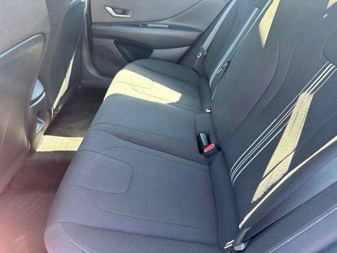 Certified 2024 Hyundai Elantra SEL FWD image 20