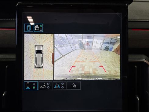 New 2026 GMC Acadia Denali Ultimate w/ LPO, Floor Liner Package image 19